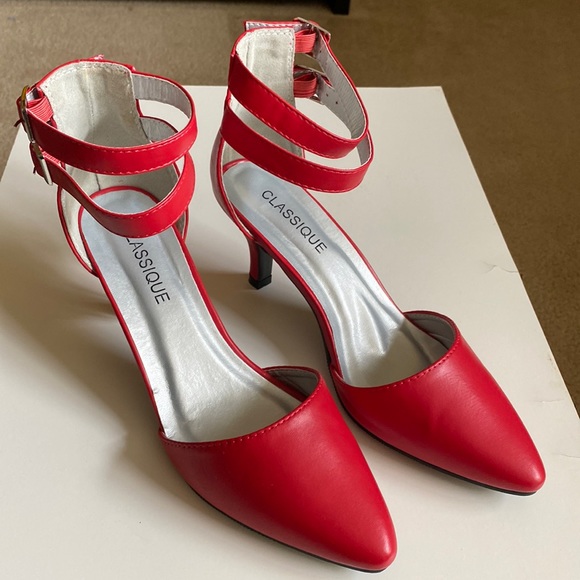 Classique woman 3inch heels. - Picture 1 of 3